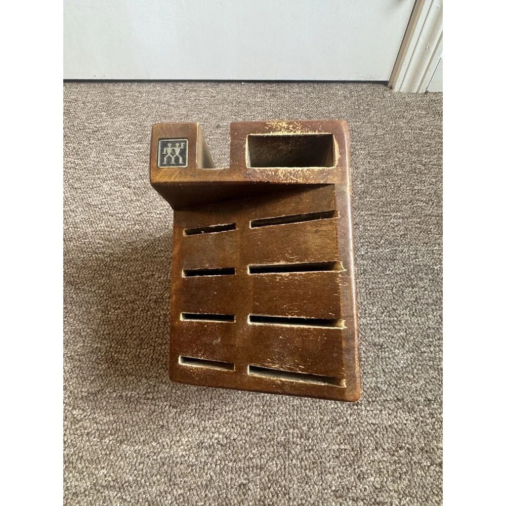 ZWILLING Pro 10-slot Knife Block - Walnut - Used Condition
